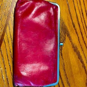 HOBO Lauren clutch wallet